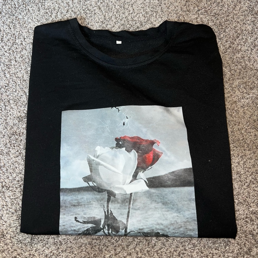 women’s tshirt